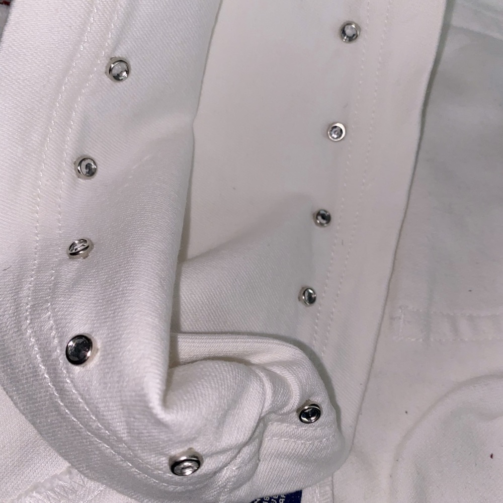 'DC' White Capri Jeans w/ Rhinstones (Plus)